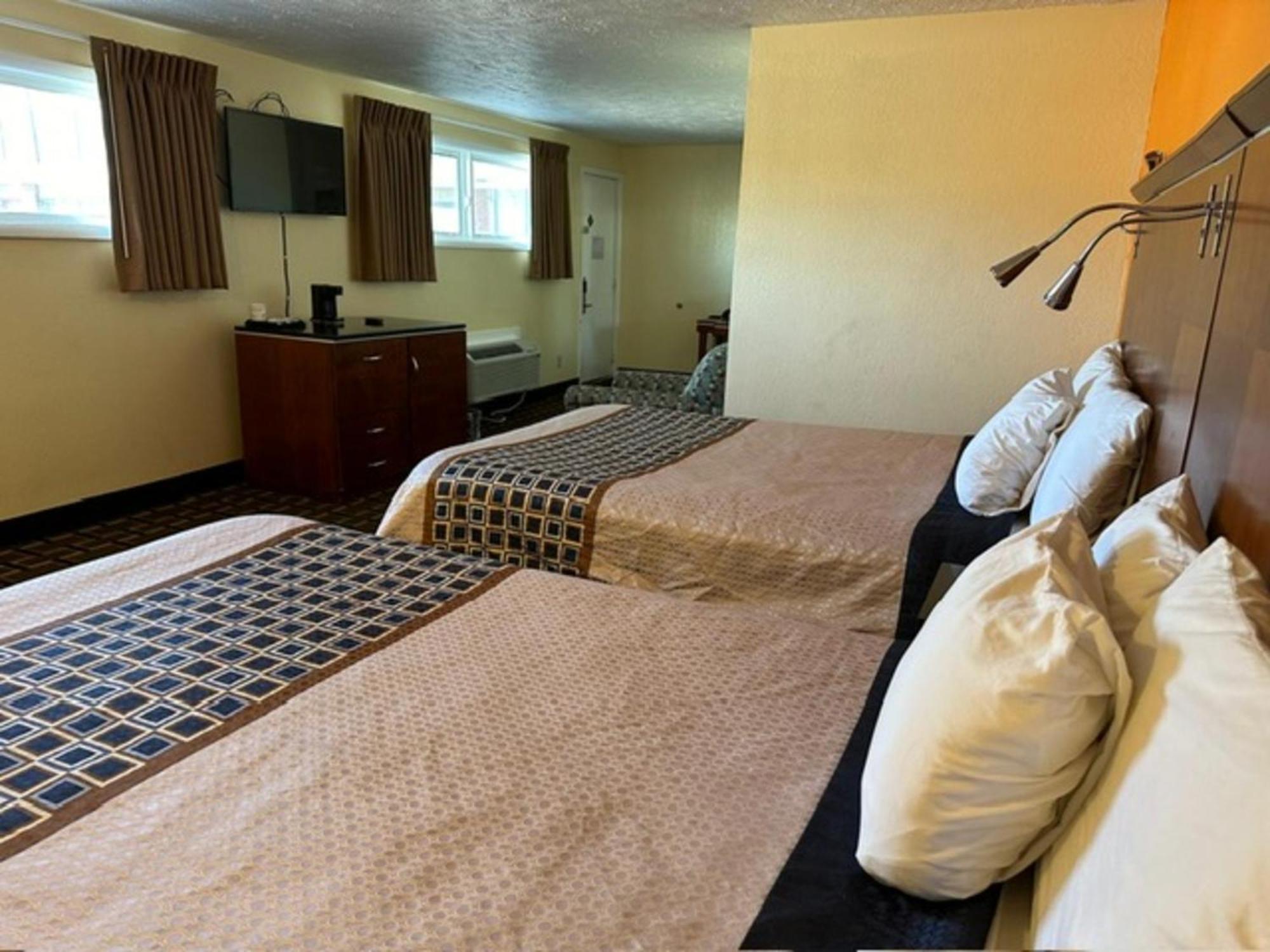 Stay Inn By Oyo Near I 80 Lincoln West מראה חיצוני תמונה