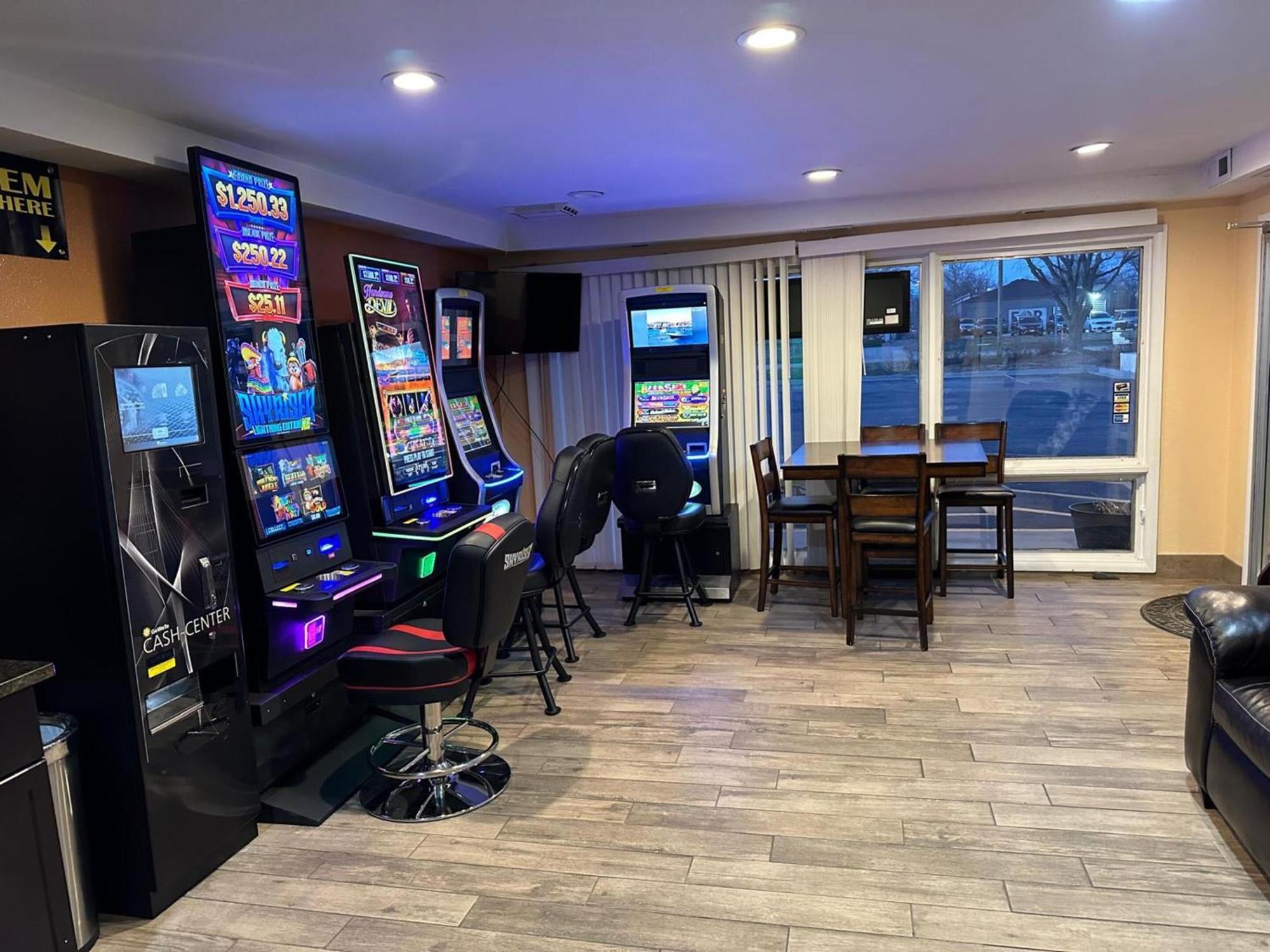 Stay Inn By Oyo Near I 80 Lincoln West מראה חיצוני תמונה